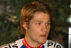 De 22-jarige wielrenner uit Weerselo, het neefje van RadioShack prof Joost Posthuma, doet met zijn overgang naar ... - Jelle-Posthuma-300x201
