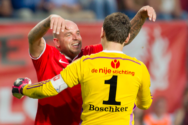 Oud-spelers FC Twente genieten van afscheid Sander Boschker