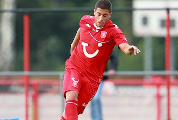 700x hoa-CL3H0033 ninos gouriye