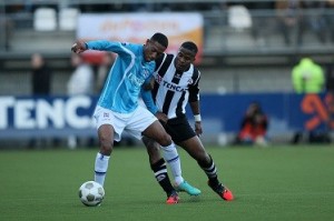 5Z7T3271 Duel met Milano Koenders (rechts)
